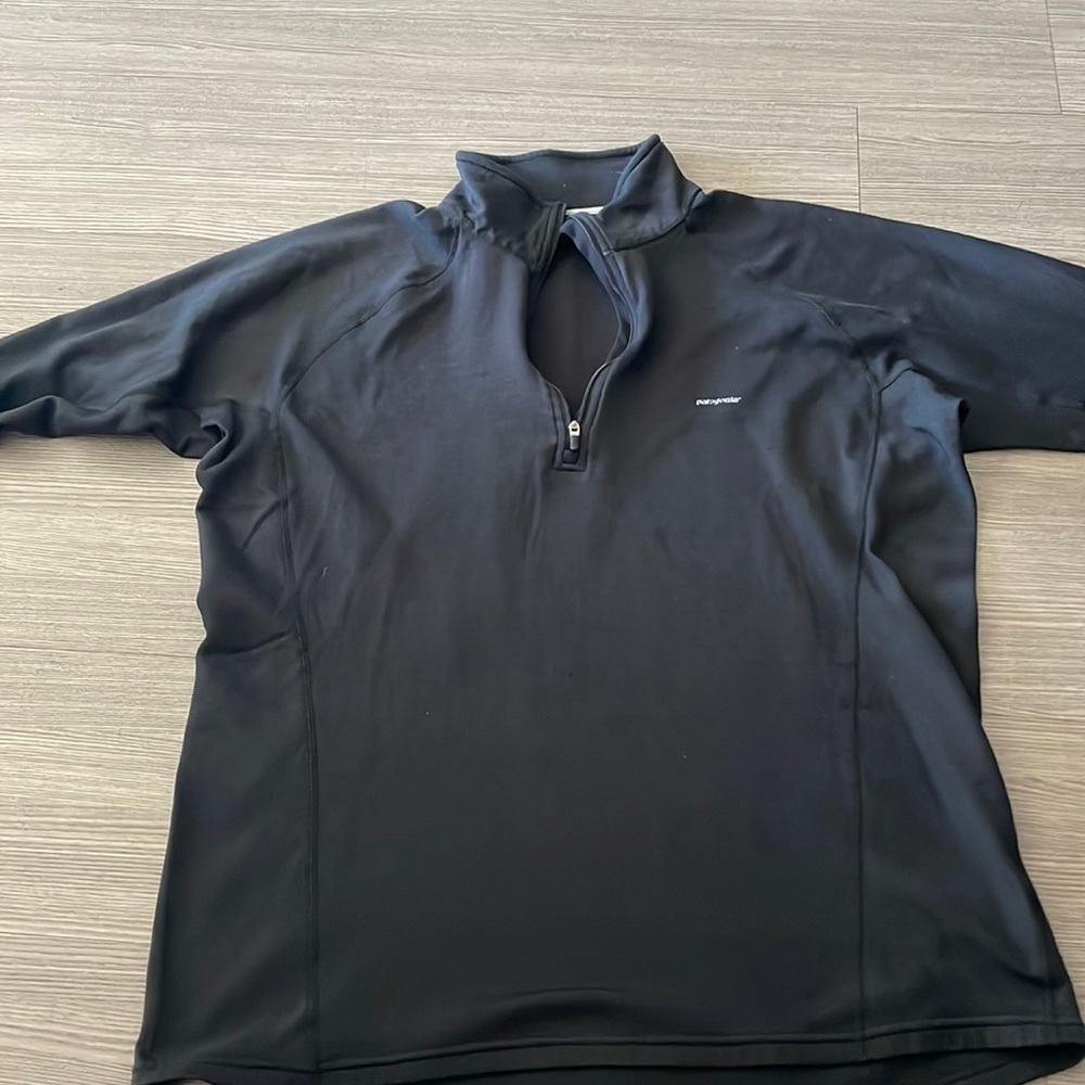 Black Patagonia quarter zip